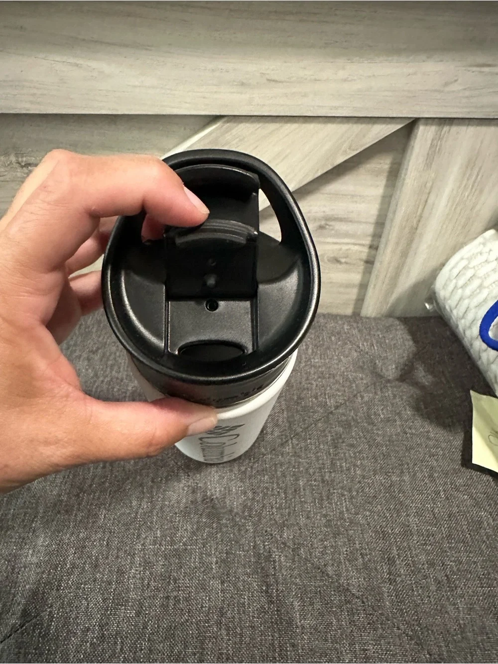 Columbia White Insulated Bottle with Black Lid and Logo (Vertical Logo)
